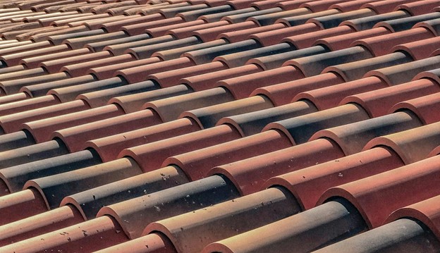 How Long Does a Clay Tiled Roof Last?